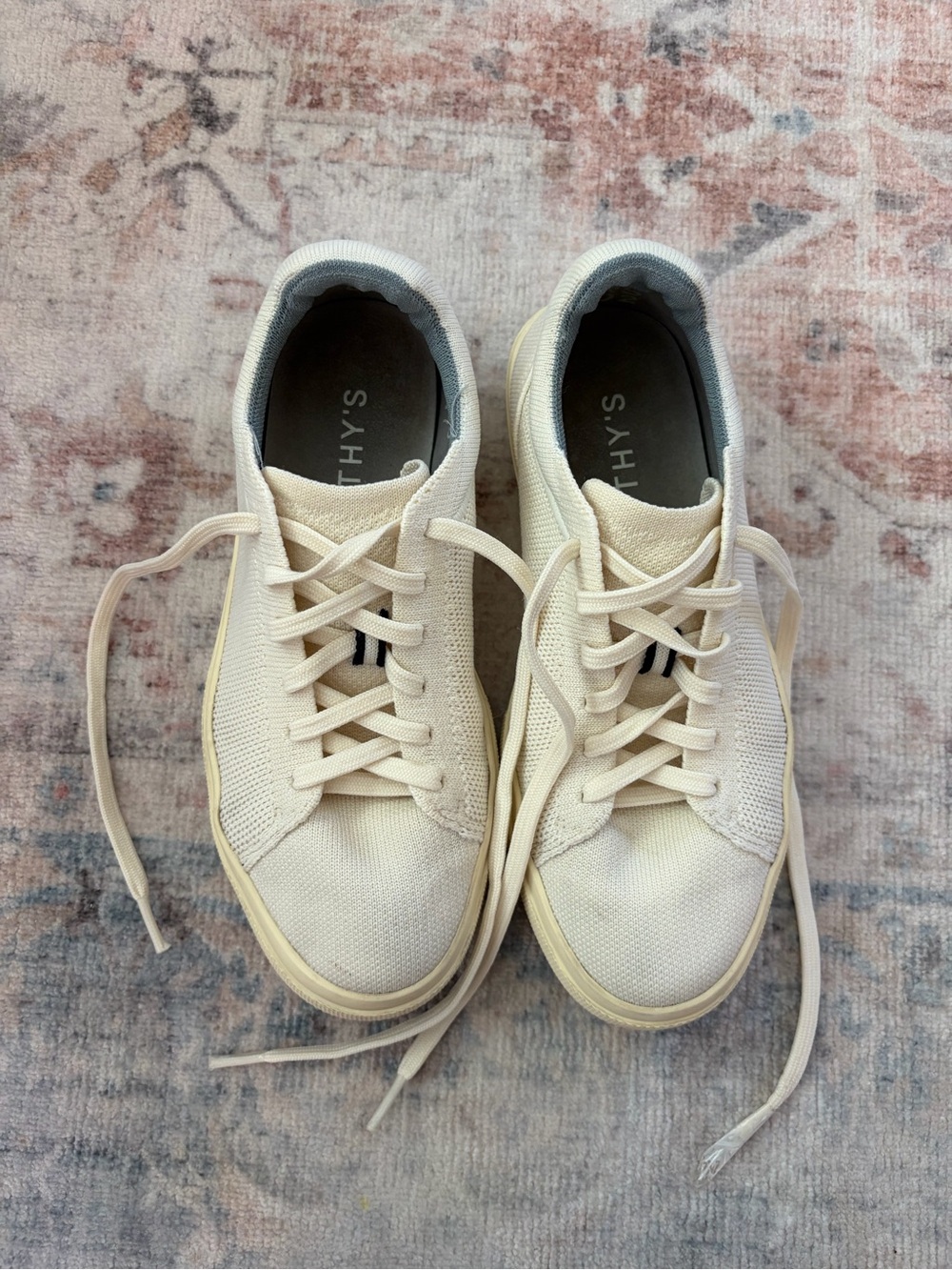 Rothy’s Rs02 Sneaker